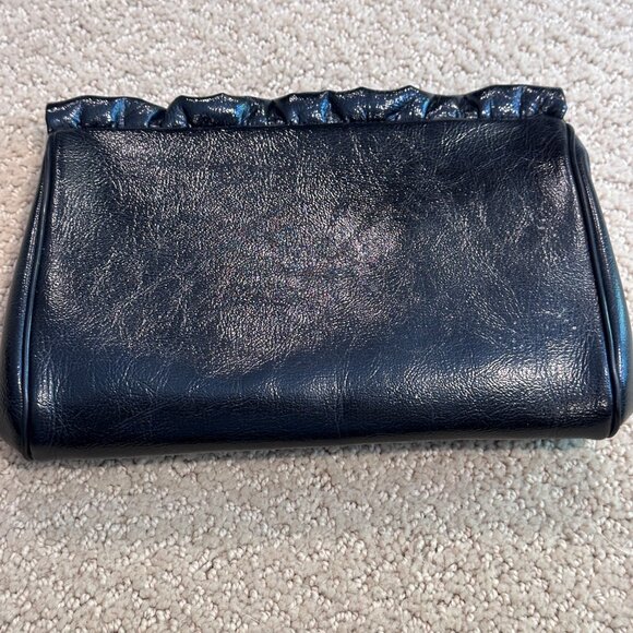 VTG Black Convertible Clutch Bag Metal Kissing Clasp & Strap Ruffle Faux Leather - Picture 5 of 12